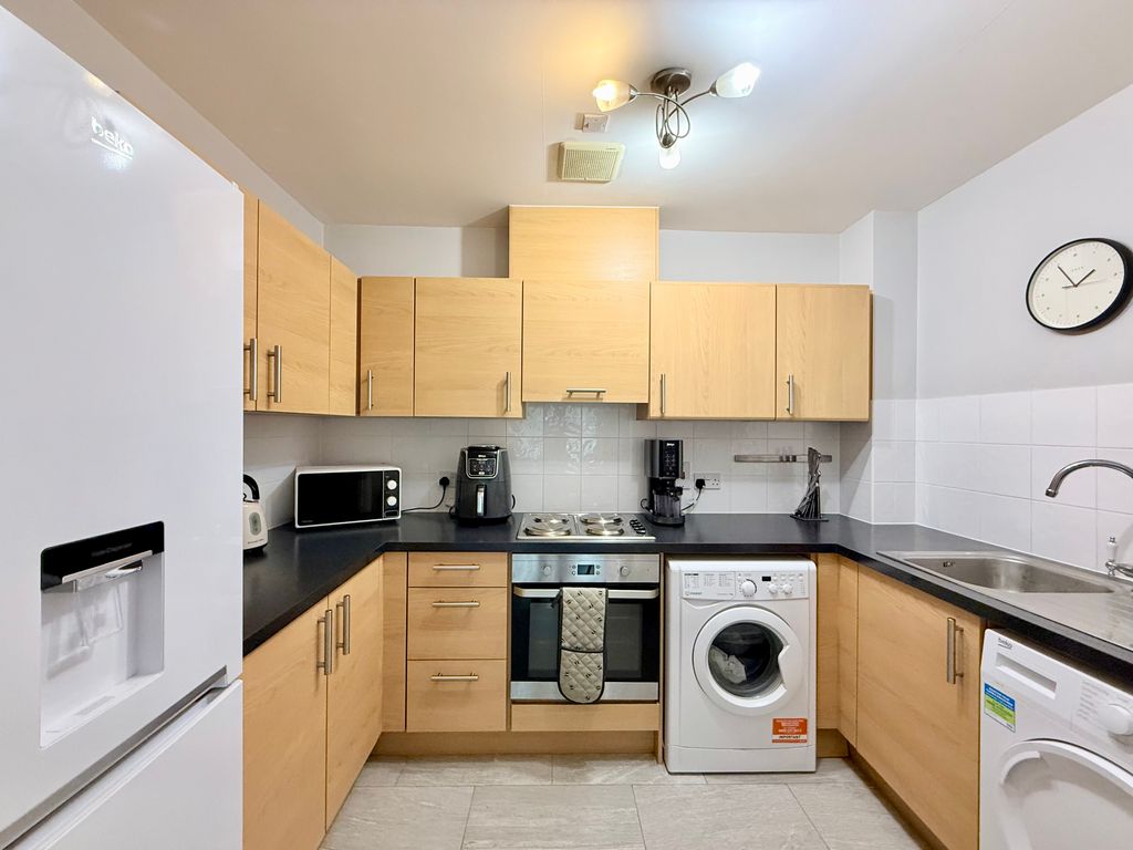 Property photo 3 of 14