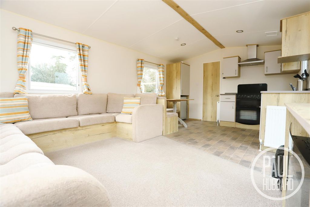 Property photo 2 of 9 Img_0156.Jpg