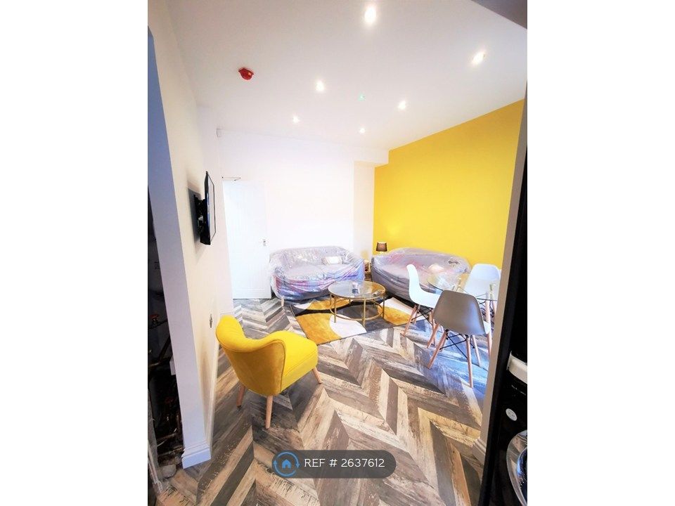 Property photo 2 of 14 Open Plan Kitchen Lounge