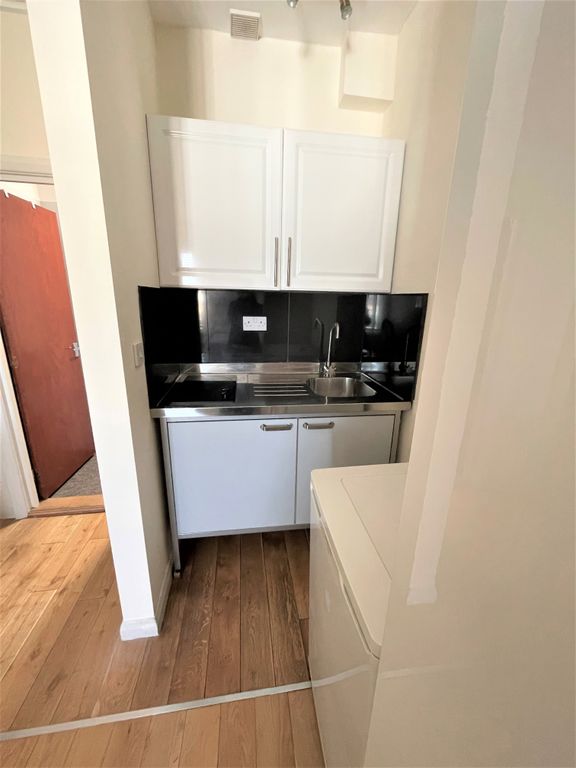 Property photo 3 of 3