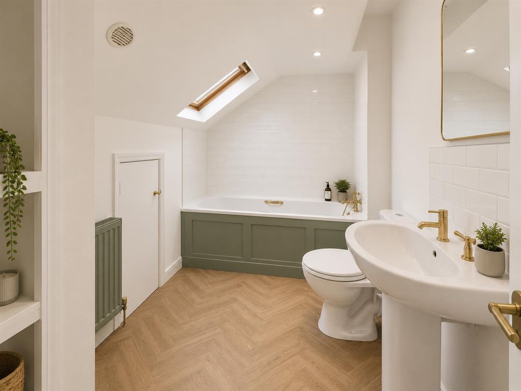 Property photo 2 of 4 9Fc8c531-Adae-4072-8560-c983E3434F04.Png