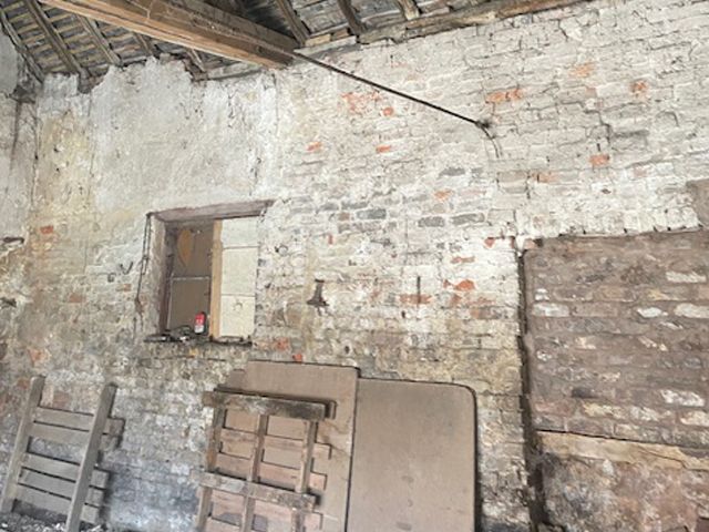 Property photo 3 of 10 Photo 3