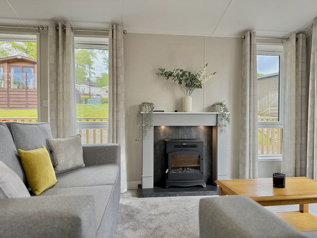 Property photo 1 of 11 8Cfb6Ad1 4634 4A69 9Ccf D296c3d47780.Jpg