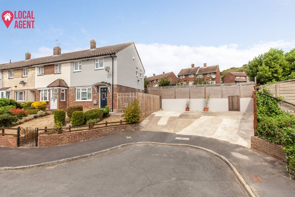 Property photo 1 of 19