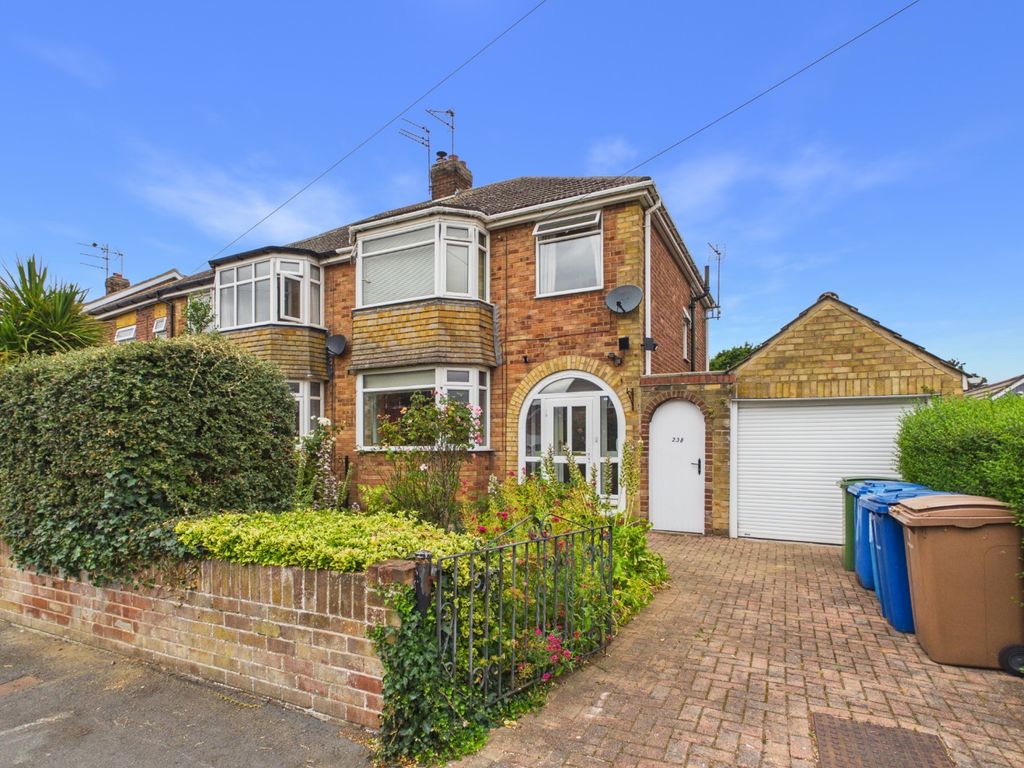 Property photo 1 of 20 5274300