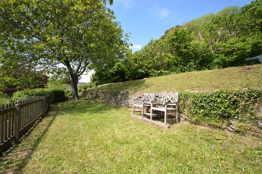 Property photo 2 of 22 Picture No. 50