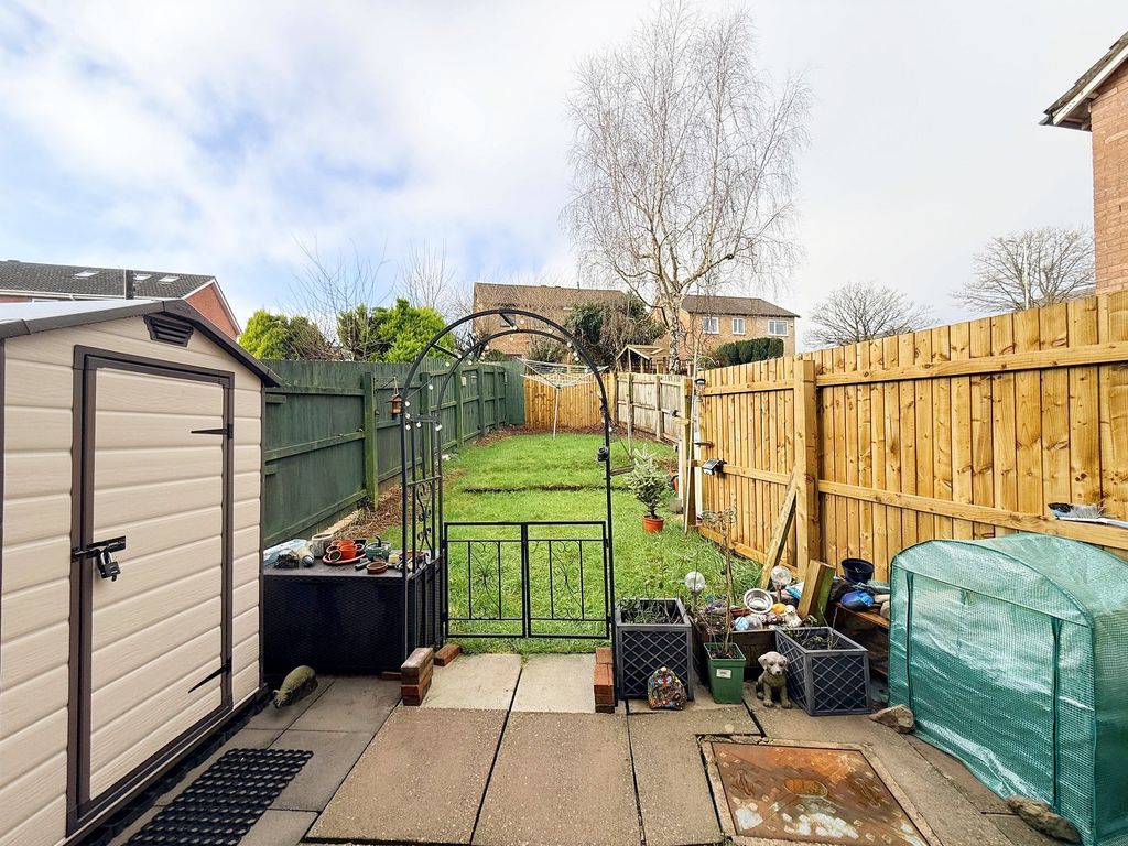 Property photo 2 of 19 Rear Garden