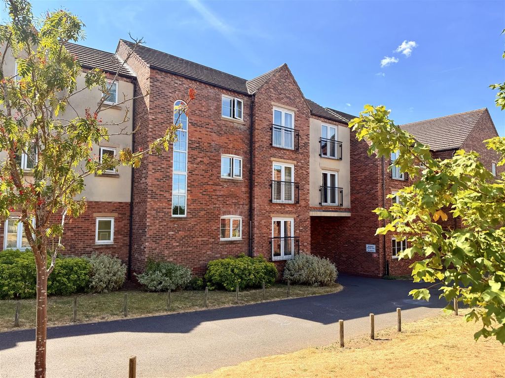 Property photo 1 of 15 1