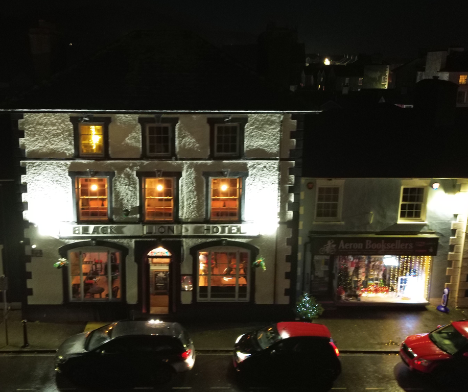 Property photo 2 of 30