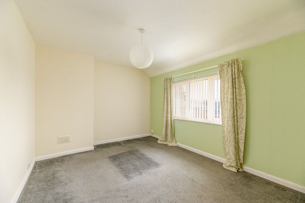 Property photo 3 of 26 03