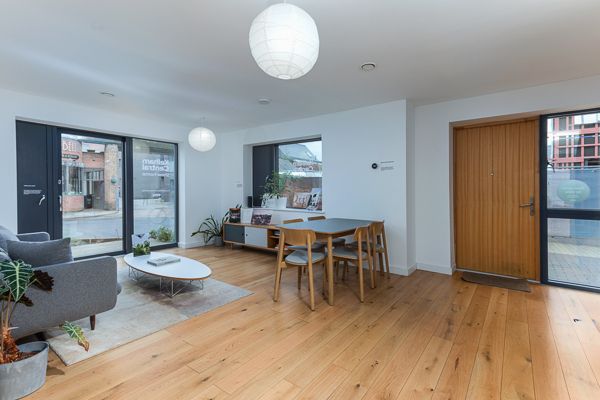 Property photo 1 of 31