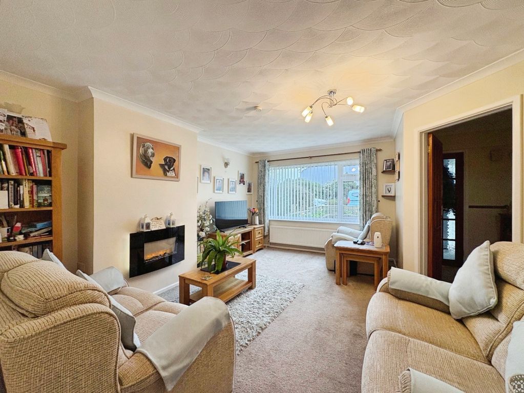 Property photo 2 of 21 4989564