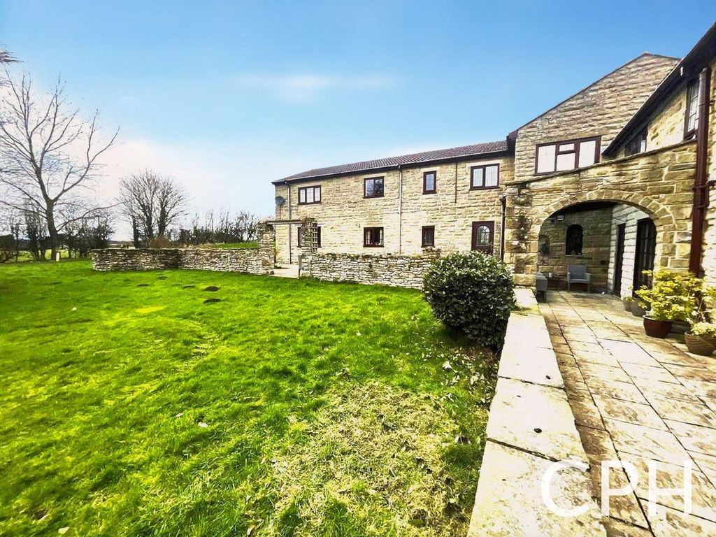 Property photo 2 of 7