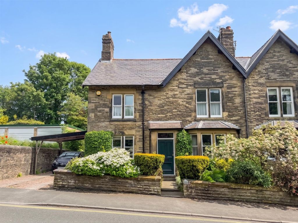 Property photo 1 of 17 Palace Rd - Front II.Jpg