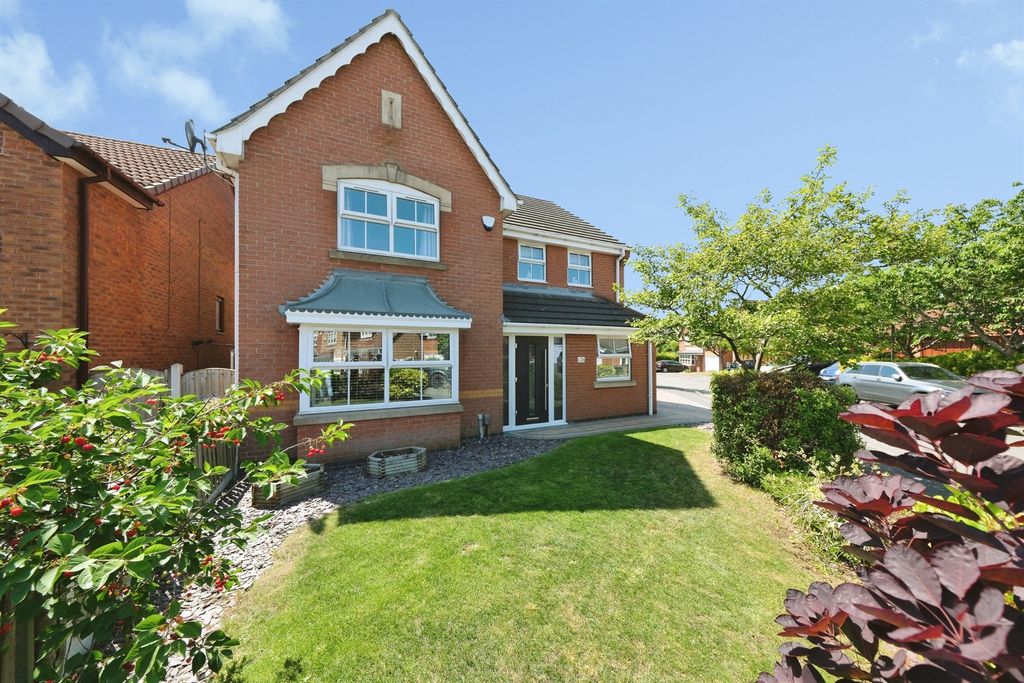 Property photo 1 of 28