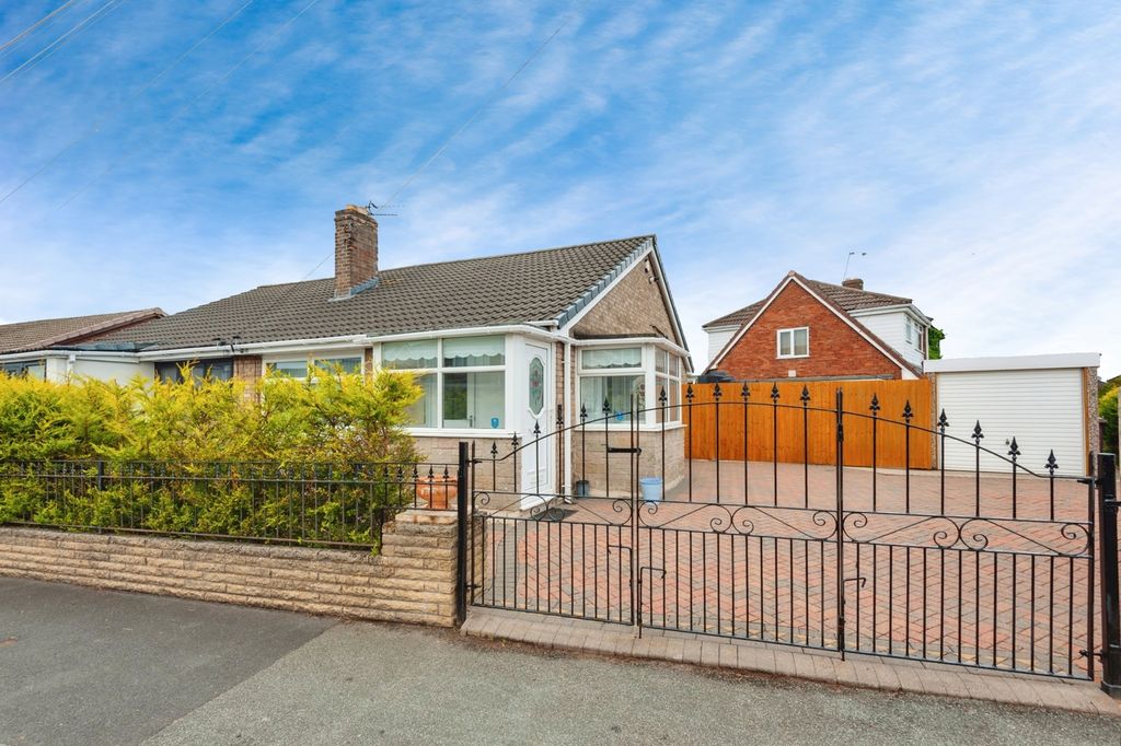 Property photo 1 of 17 Photo
