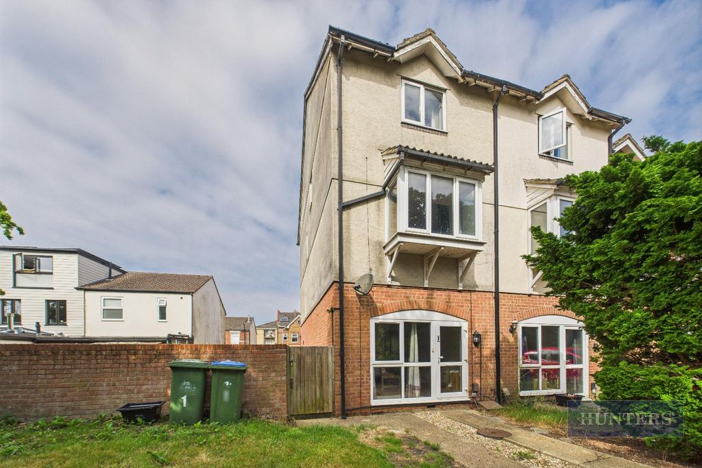 Property photo 1 of 17 Cam05152G0-Pr0131-Still023.Jpg