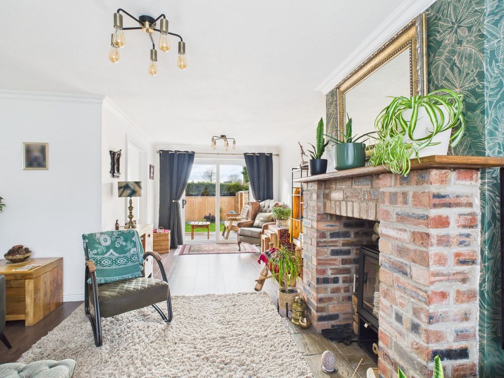 Property photo 2 of 36 4703335