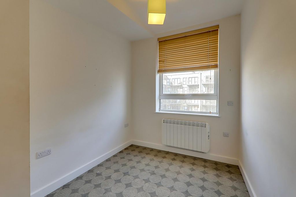 Property photo 3 of 8 2.Jpg