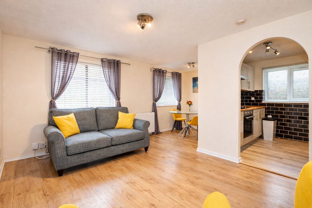 Property photo 2 of 7 Picture 2