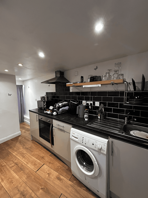 Property photo 1 of 4