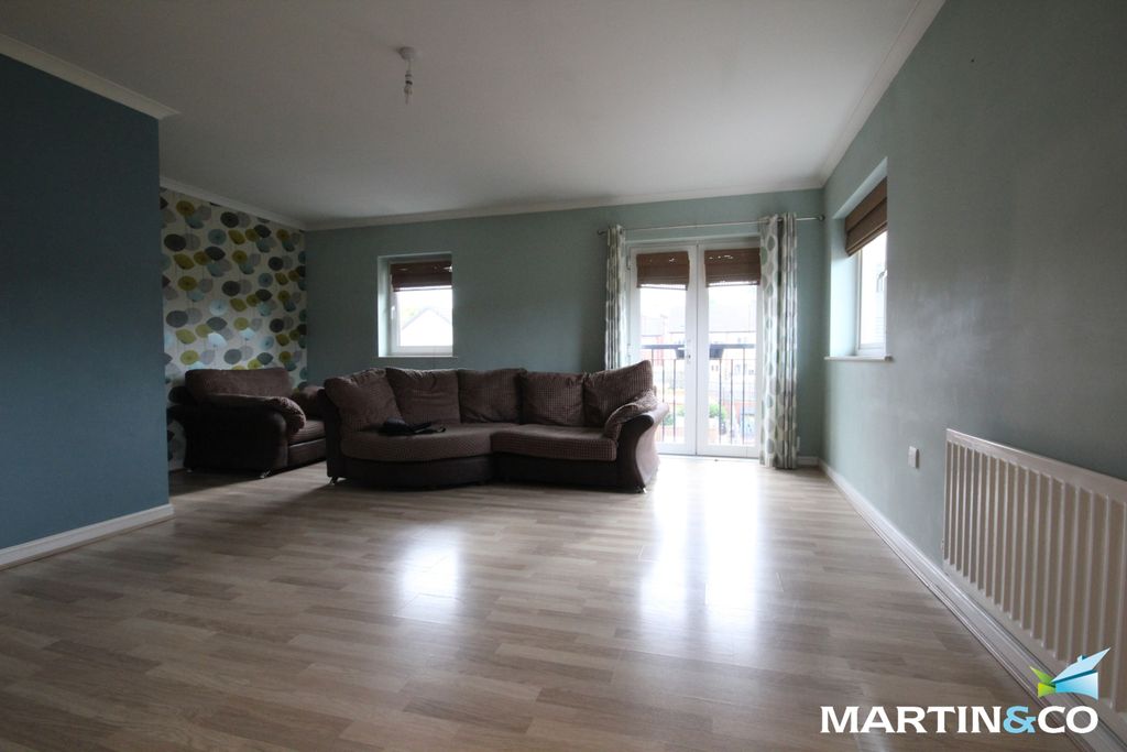 Property photo 3 of 7