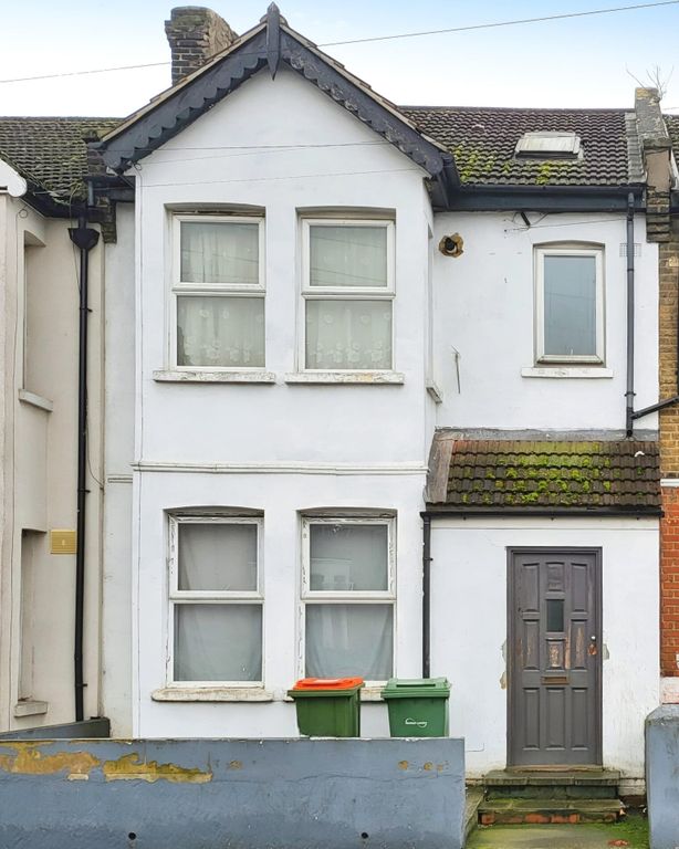 Property photo 1 of 6