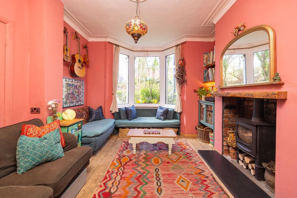 Property photo 1 of 45 Char9676.Jpg