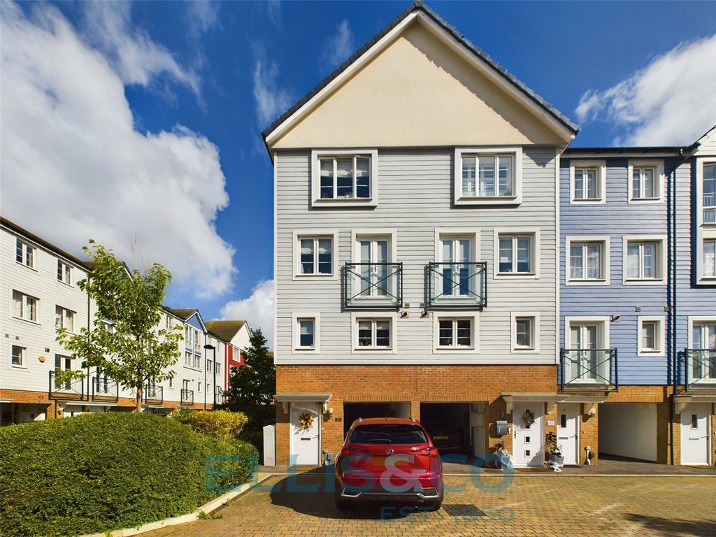 Property photo 1 of 14 Picture No. 05