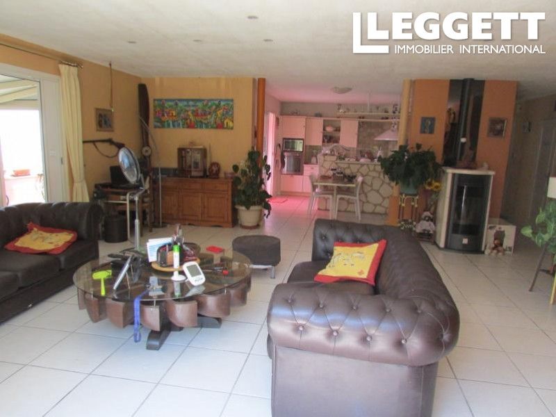 Property photo 3 of 4