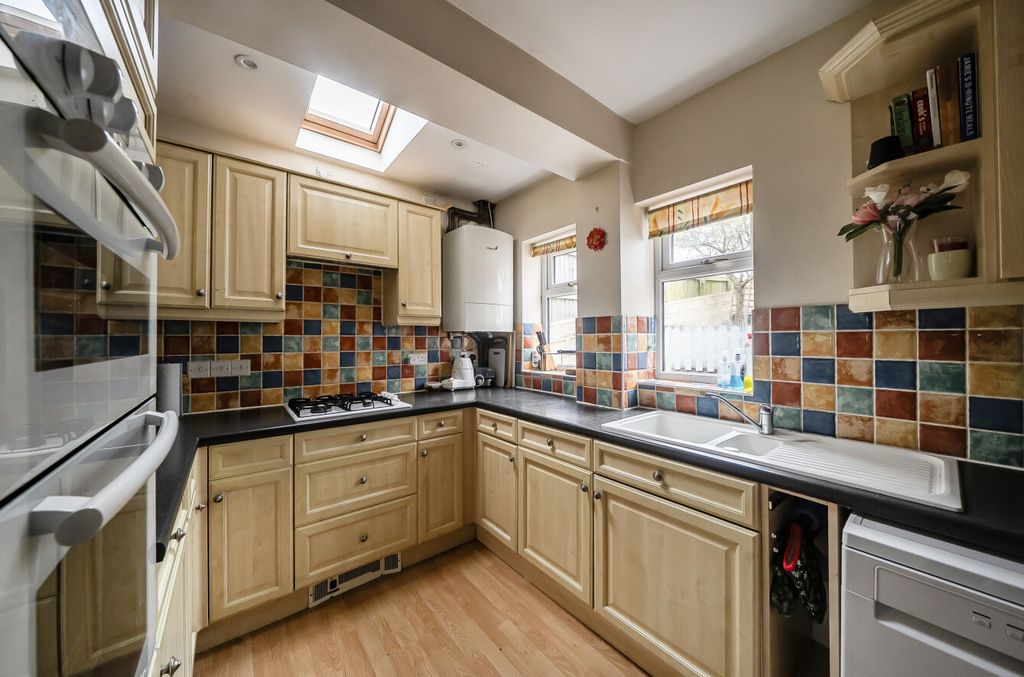 Property photo 2 of 16 1419320-23-69Aace...