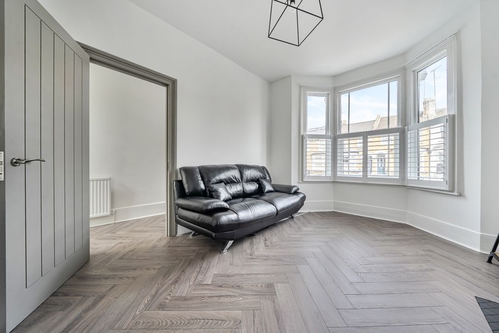 Property photo 1 of 16 1479150-20-6A3016...