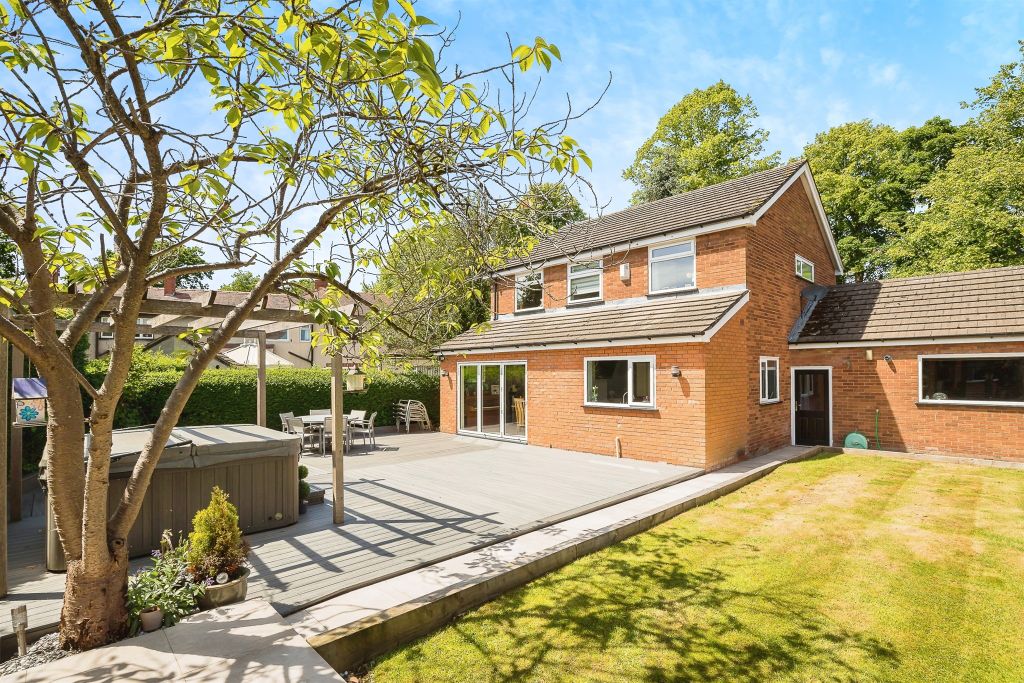 Property photo 3 of 17