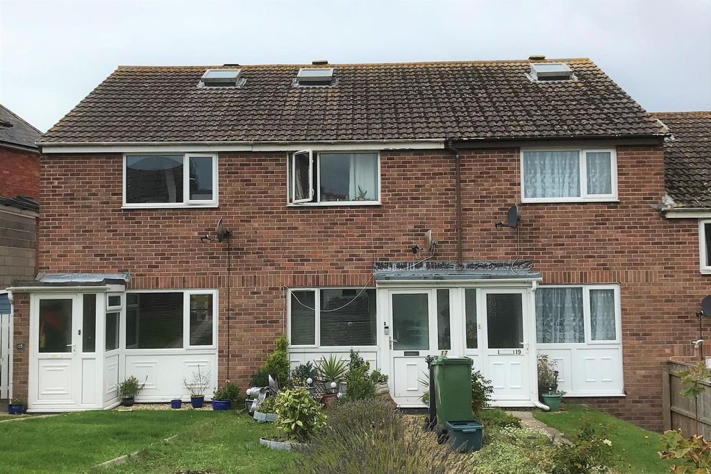 Property photo 1 of 1 Landscape Front.Jpg