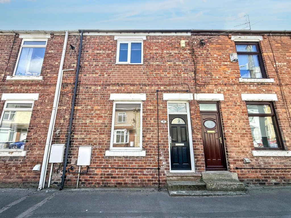 Property photo 1 of 16