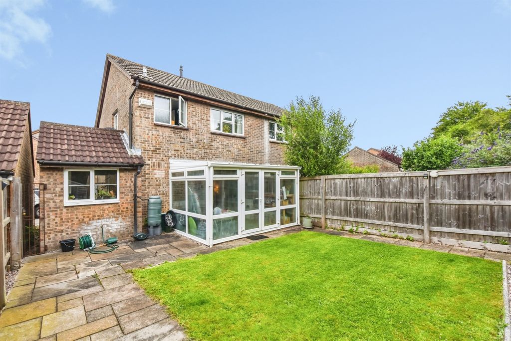 Property photo 2 of 16
