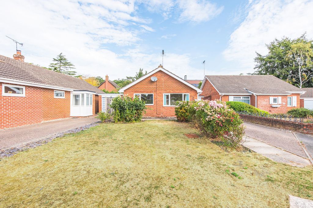 Property photo 1 of 8