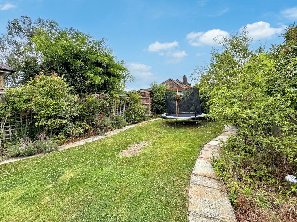 Property photo 3 of 9