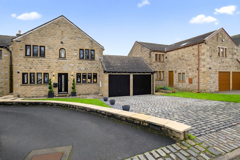 Property photo 1 of 25