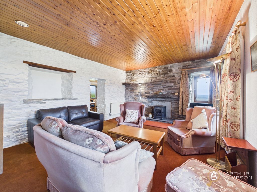 Property photo 2 of 34 5432307
