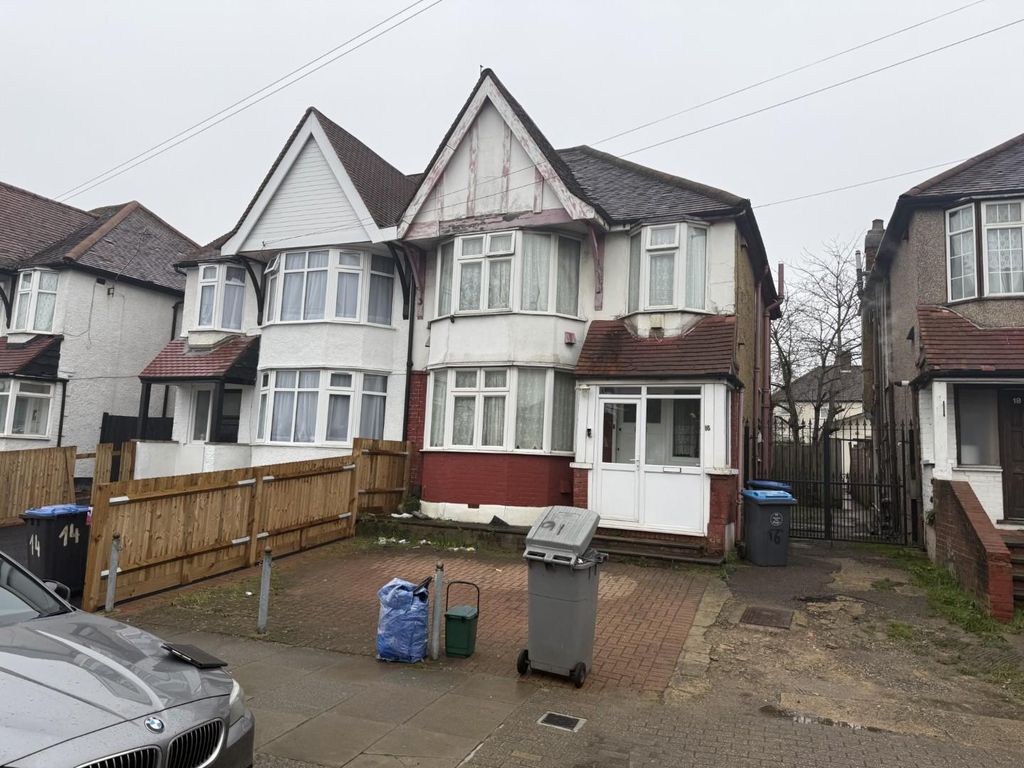 Property photo 1 of 13