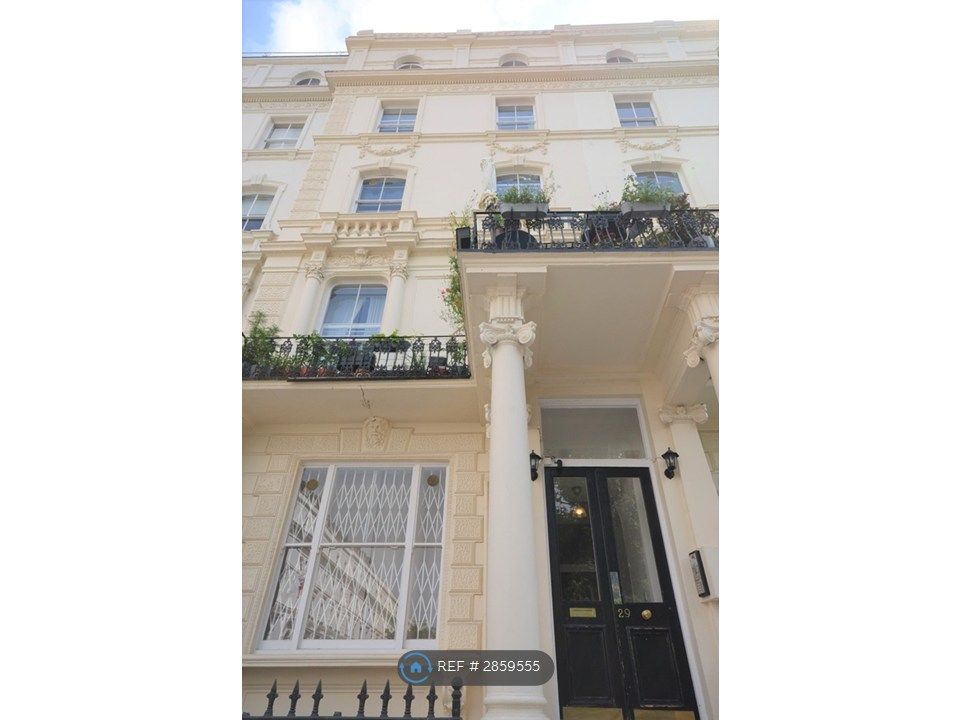 Property photo 2 of 13 Exterior