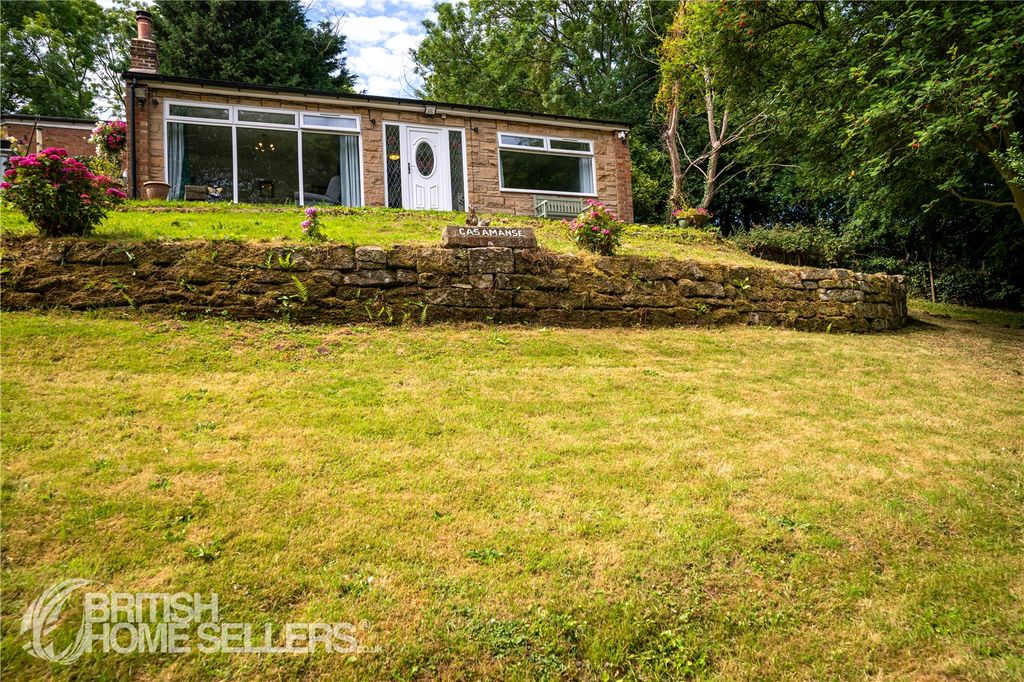 Property photo 2 of 24 Picture No. 11