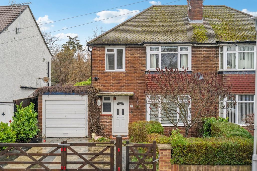 Property photo 1 of 23