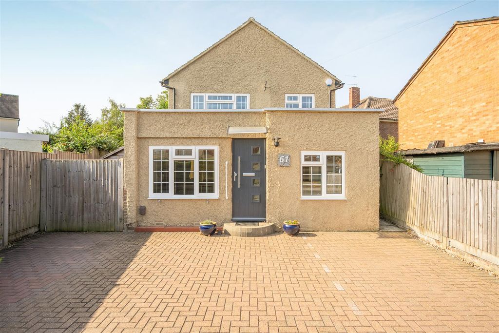 Property photo 1 of 9