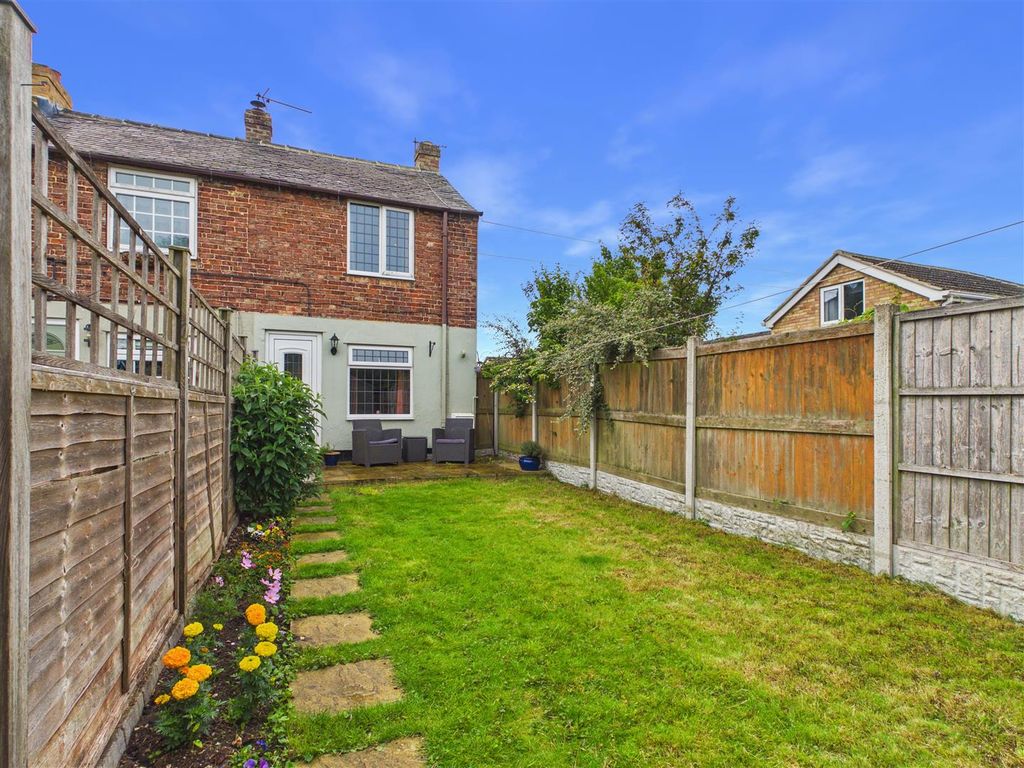 Property photo 1 of 13 Cam03303G0-Pr0403-Still003.Jpg