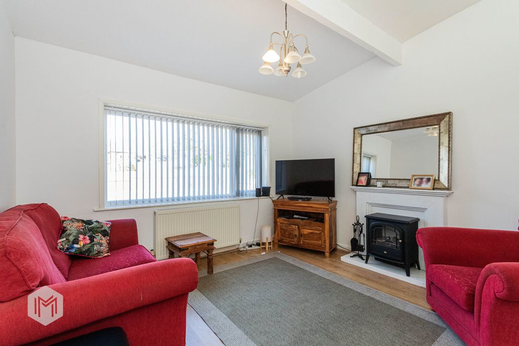 Property photo 2 of 31 Picture No. 61