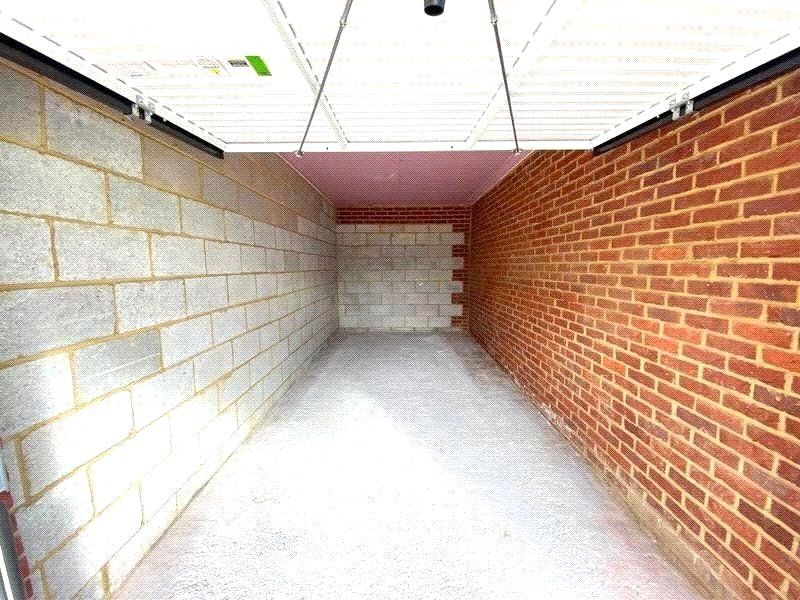 Property photo 2 of 4 Picture No. 01