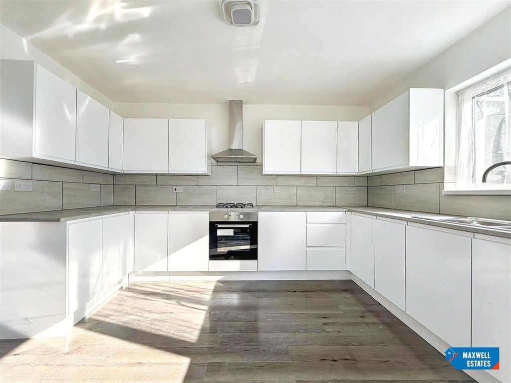 Property photo 1 of 14 Whatsapp Image 2026-03-03 At 11.05.55.Jpg