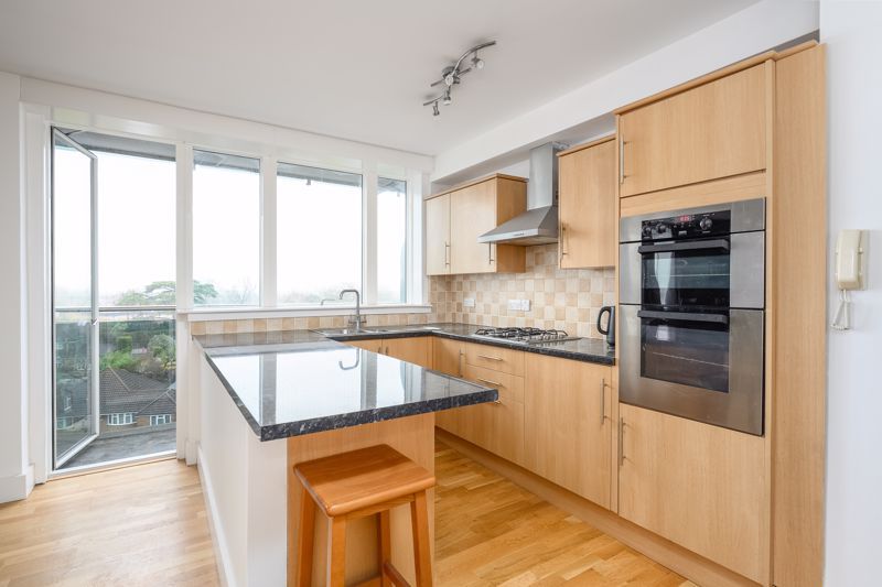 Property photo 3 of 8 Photo 3